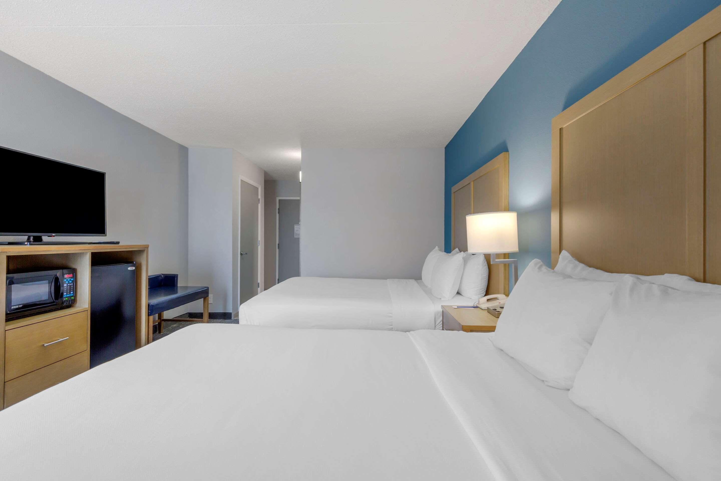 Comfort Inn & Suites Alexandria West Eksteriør bilde