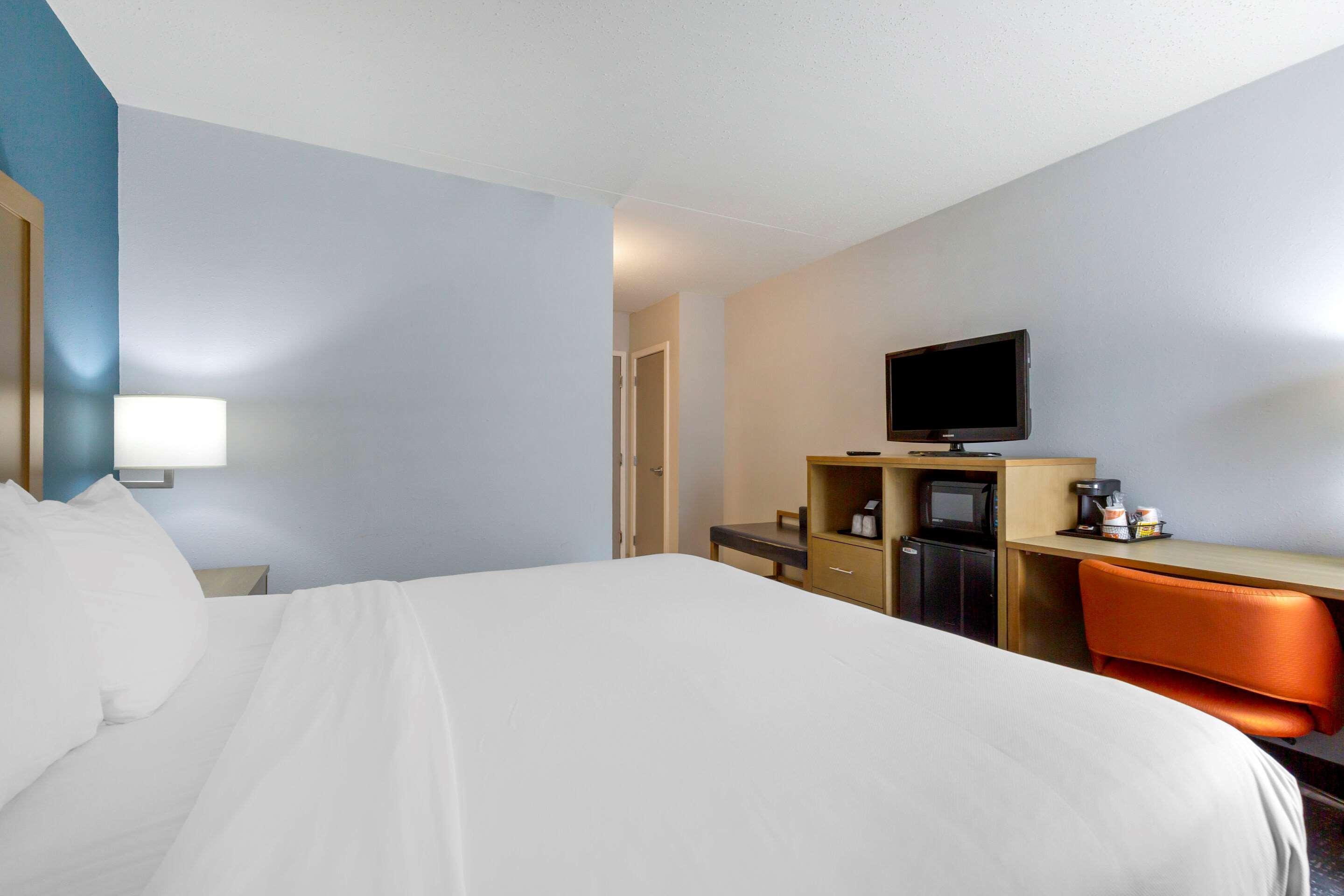 Comfort Inn & Suites Alexandria West Eksteriør bilde