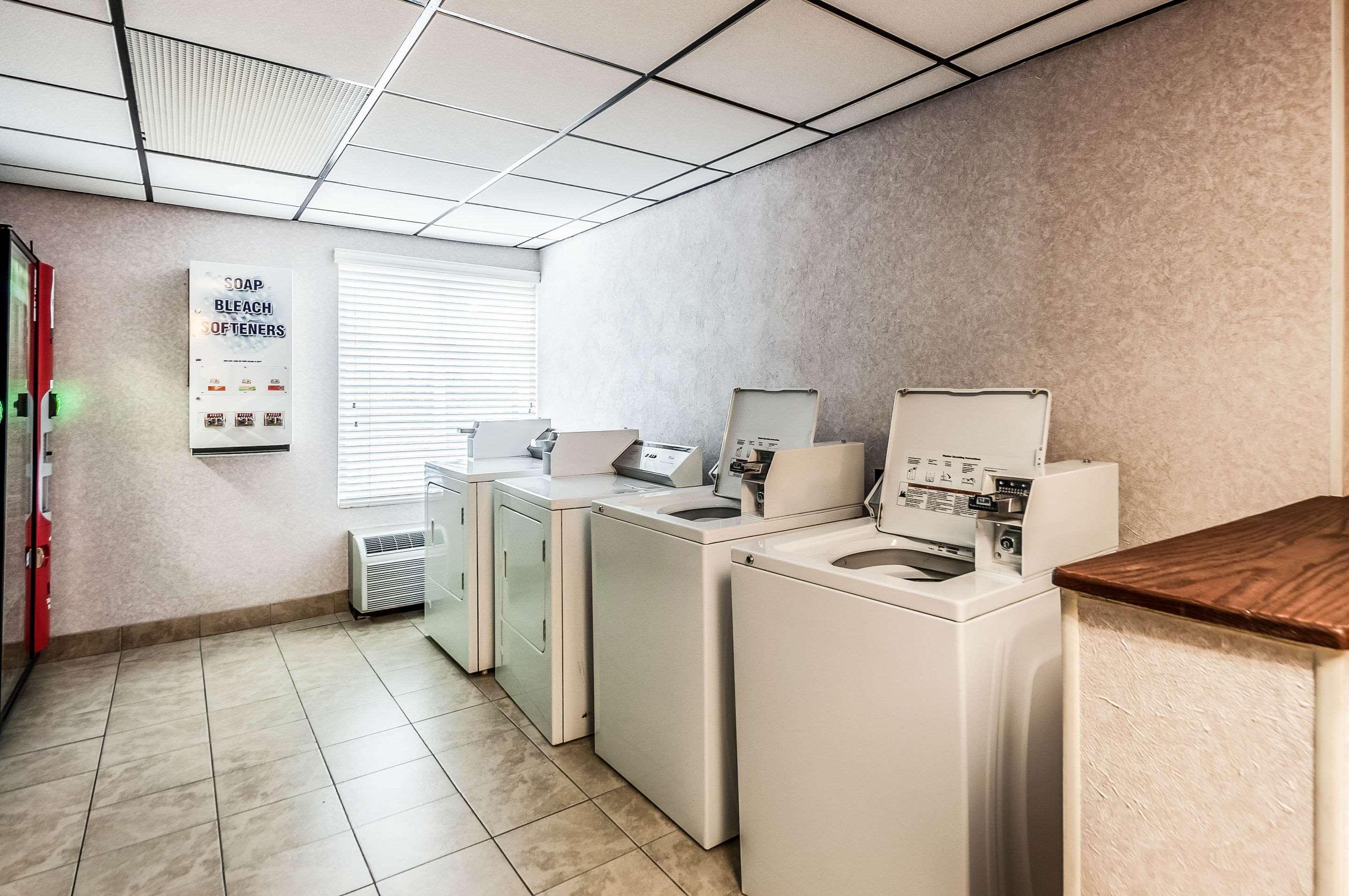 Comfort Inn & Suites Alexandria West Eksteriør bilde
