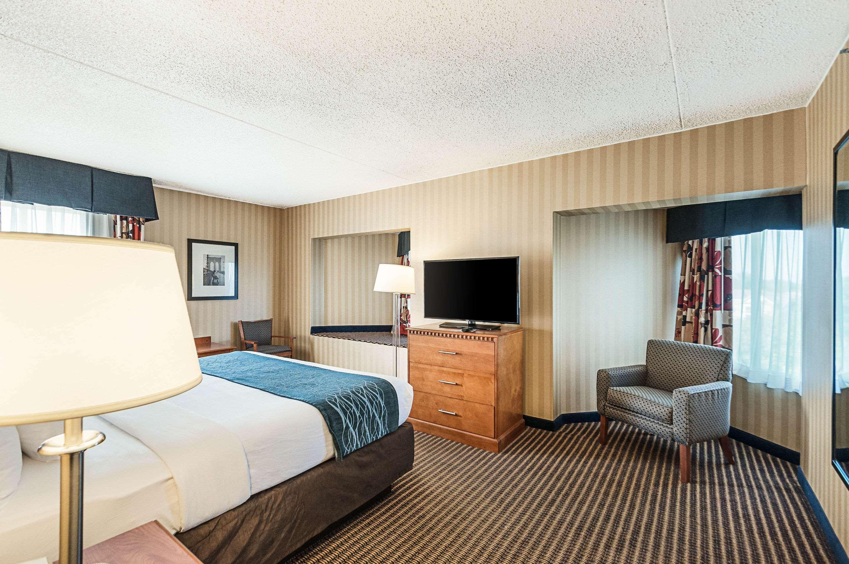 Comfort Inn & Suites Alexandria West Eksteriør bilde